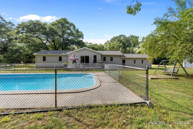 850 Sargent Avenue, Ada, MI 49301