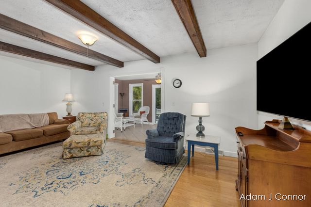 850 Sargent Avenue, Ada, MI 49301