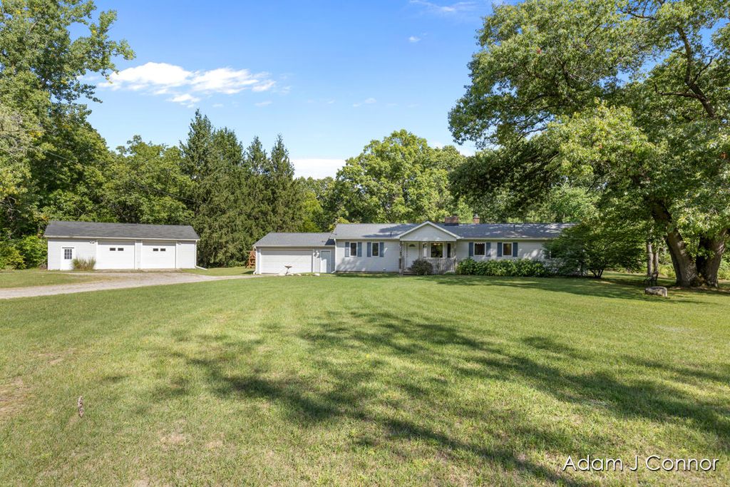 850 Sargent Avenue, Ada, MI 49301
