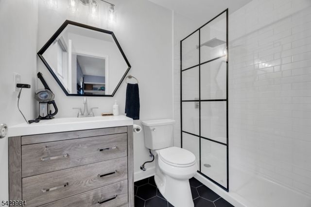 115 Selby Ct, Franklin Twp., NJ 08873
