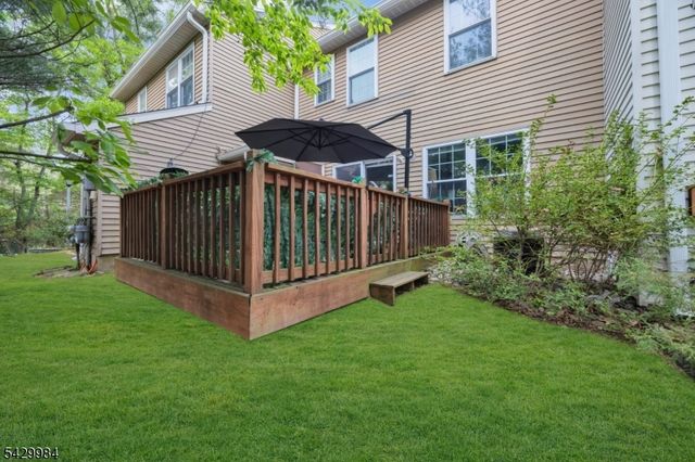 115 Selby Ct, Franklin Twp., NJ 08873