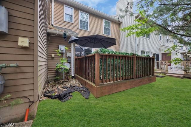 115 Selby Ct, Franklin Twp., NJ 08873