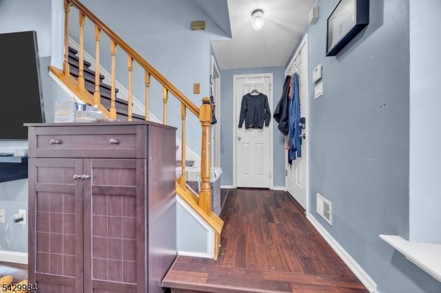 115 Selby Ct, Franklin Twp., NJ 08873