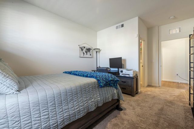 5439 Drawbridge Way, Riverbank, CA 95367