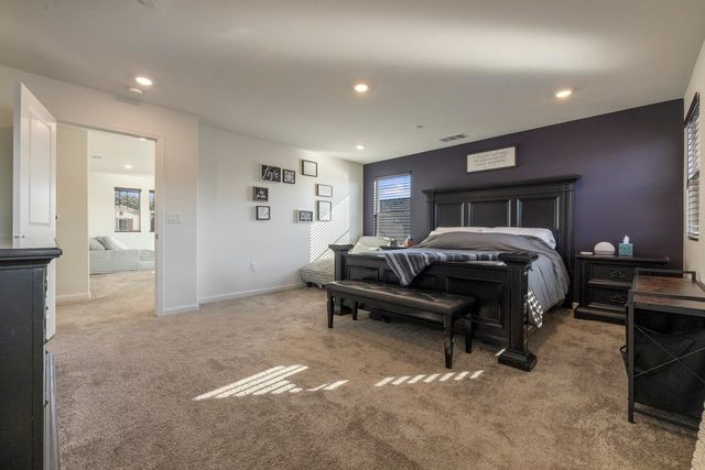 5439 Drawbridge Way, Riverbank, CA 95367