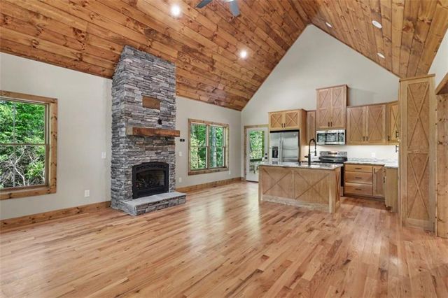 177 Poteete Creek Road, Blairsville, GA 30512