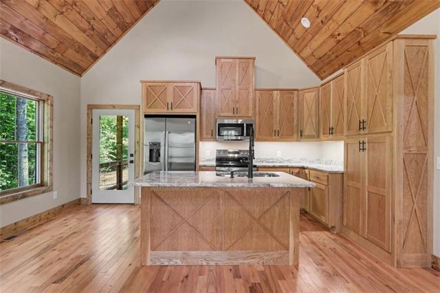 177 Poteete Creek Road, Blairsville, GA 30512