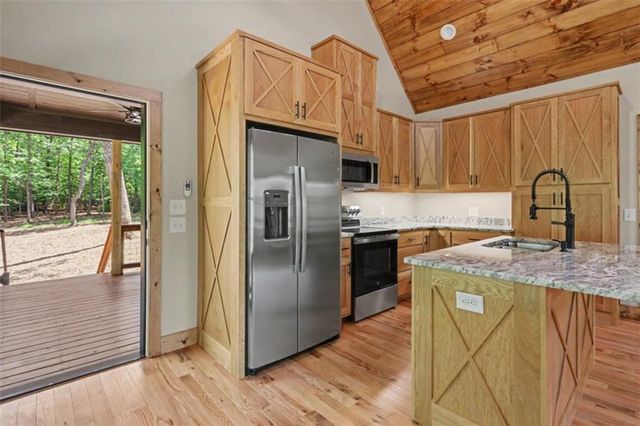 177 Poteete Creek Road, Blairsville, GA 30512