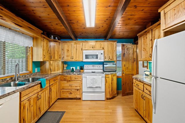 10421 Park Circle, Pine City, MN 55063
