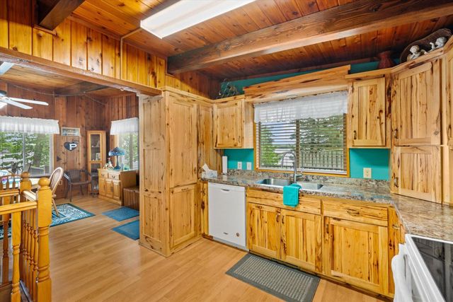 10421 Park Circle, Pine City, MN 55063