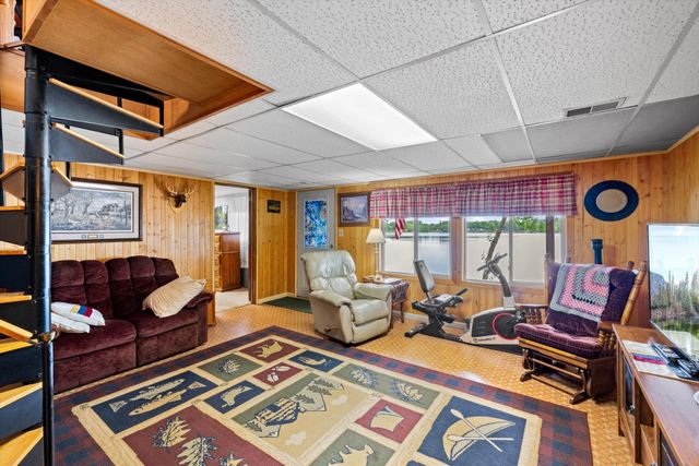 10421 Park Circle, Pine City, MN 55063