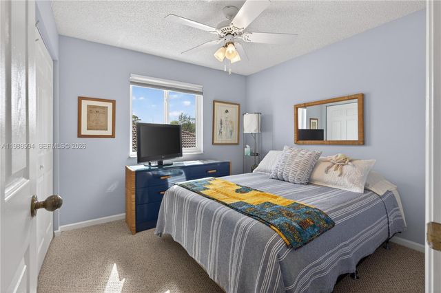 1512 Maple Dr, Weston, FL 33327