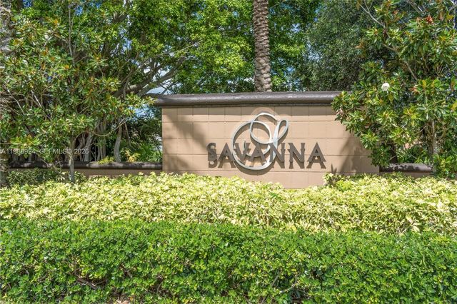 1512 Maple Dr, Weston, FL 33327