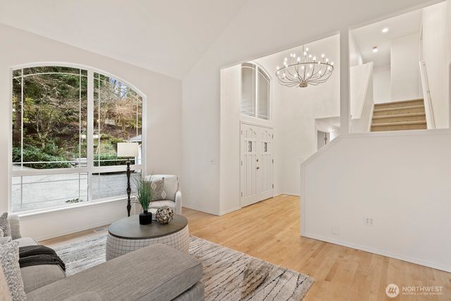 7422 NE 163rd Street, Kenmore, WA 98028