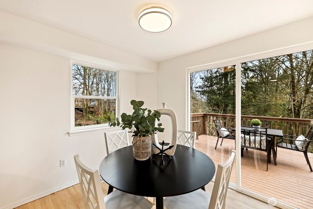 7422 NE 163rd Street, Kenmore, WA 98028