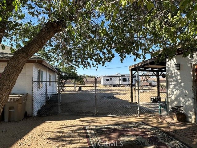 8625 C Avenue, Hesperia, CA 92345