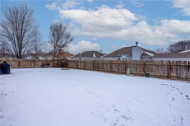 733 Burlington Road, Warrensburg, MO 64093