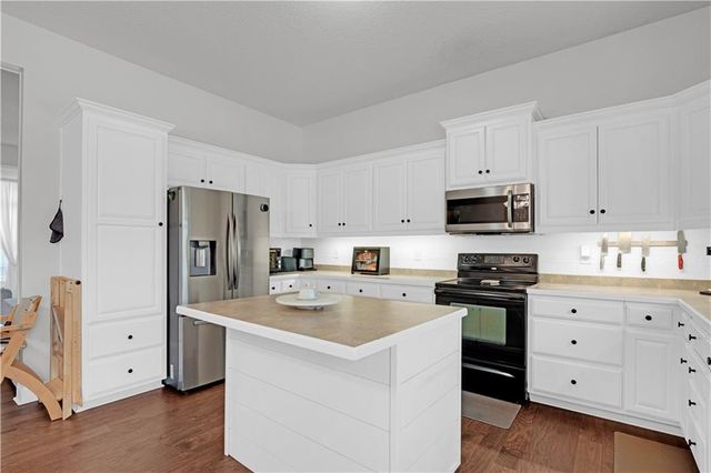 733 Burlington Road, Warrensburg, MO 64093