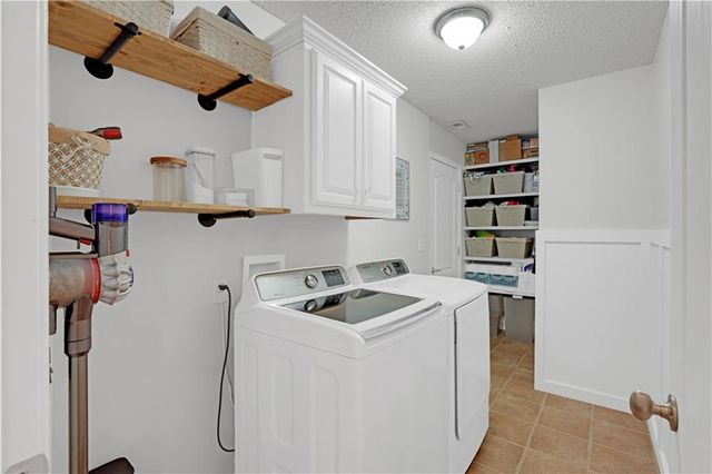 733 Burlington Road, Warrensburg, MO 64093