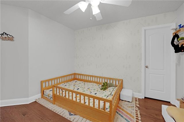 733 Burlington Road, Warrensburg, MO 64093