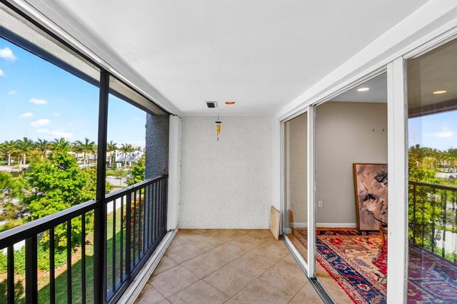 4248 Deste Court 304, Lake Worth, FL 33467