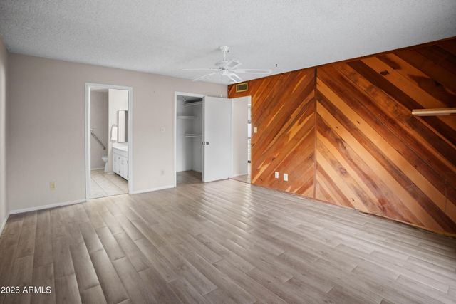 18225 N 45TH Avenue, Glendale, AZ 85308