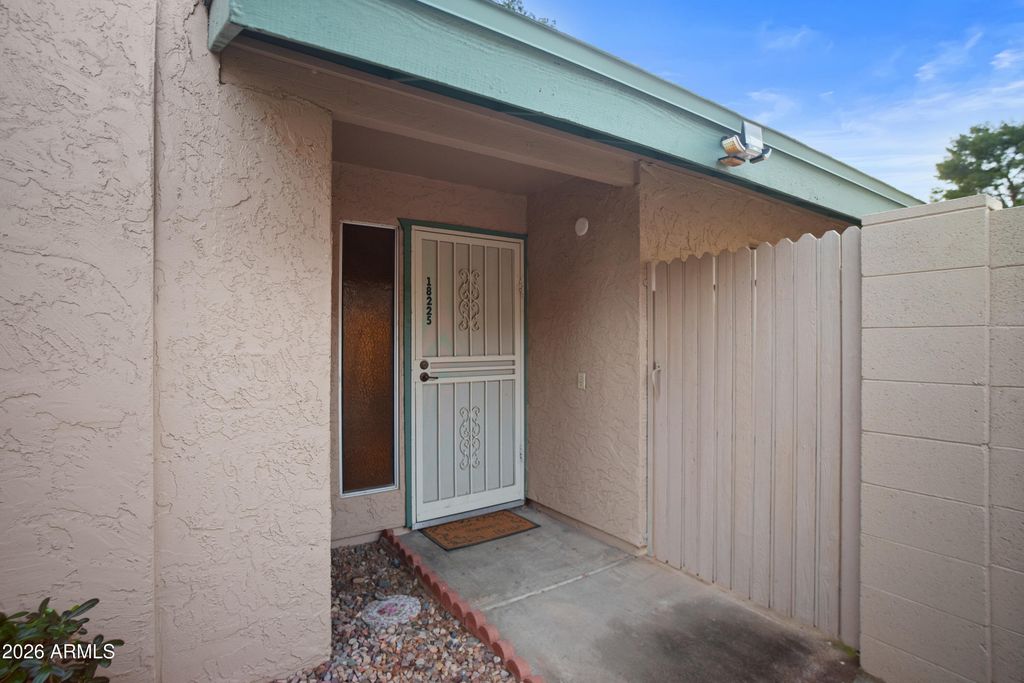 18225 N 45TH Avenue, Glendale, AZ 85308