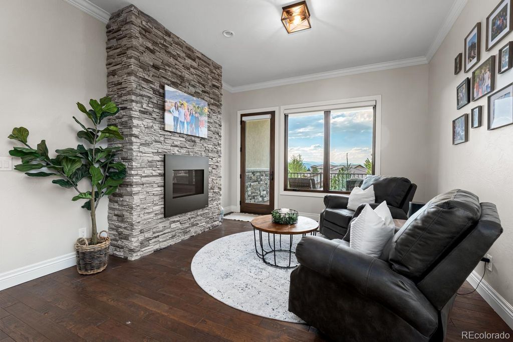 Image 21 of property listing at 10767 Backcountry Drive, Highlands Ranch, CO 80126