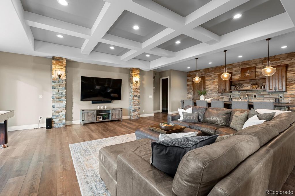Image 37 of property listing at 10767 Backcountry Drive, Highlands Ranch, CO 80126