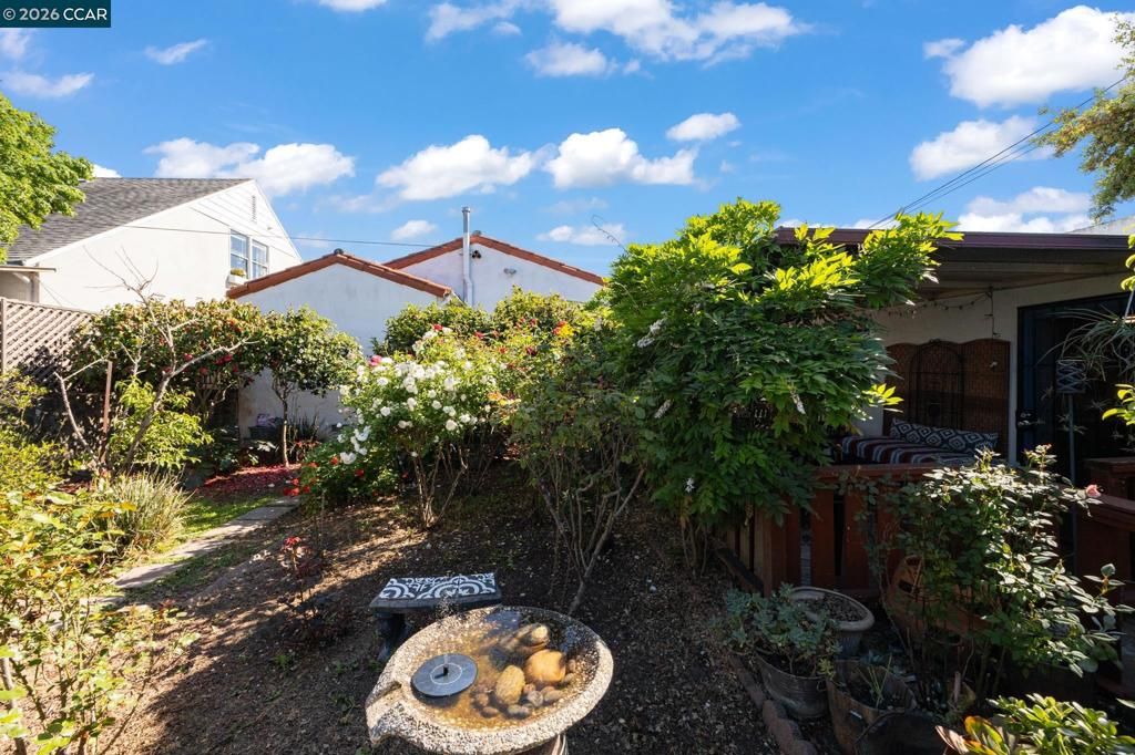 Image 11 of property listing at 1928 Georgia St, Vallejo, CA 94590