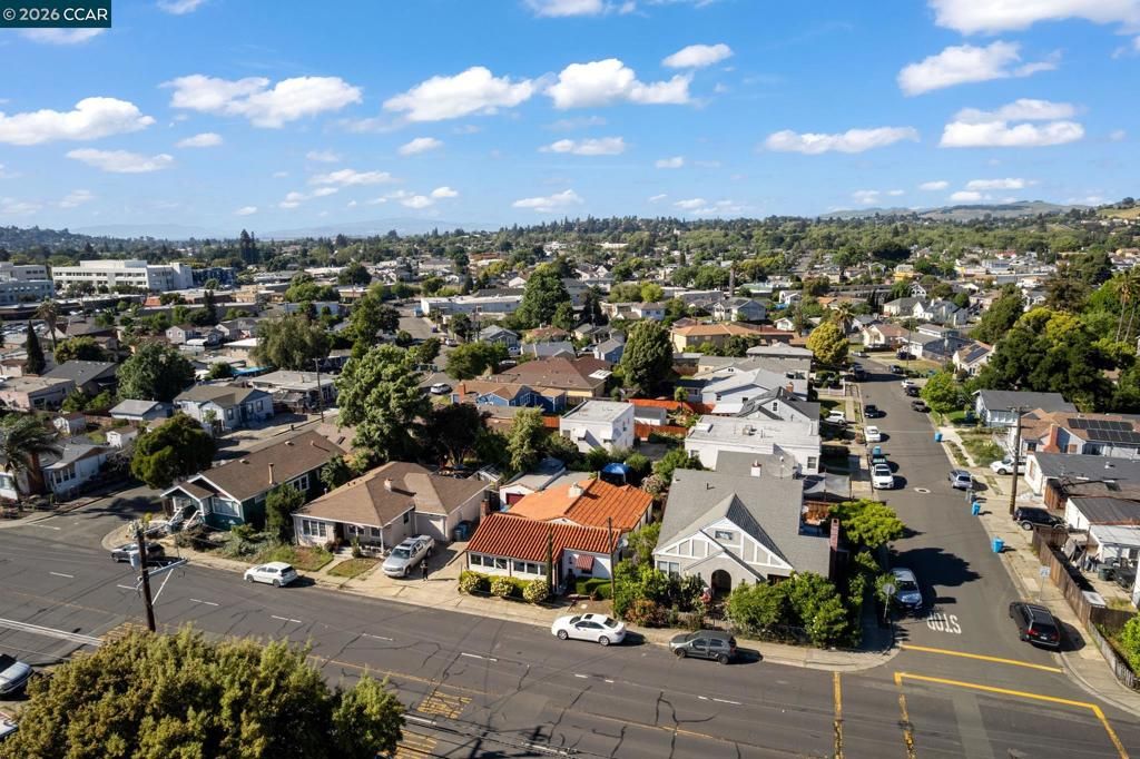 Image 16 of property listing at 1928 Georgia St, Vallejo, CA 94590