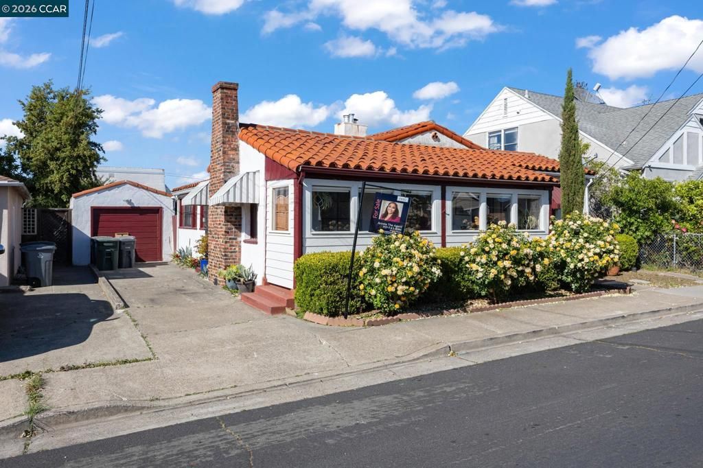 Image 40 of property listing at 1928 Georgia St, Vallejo, CA 94590