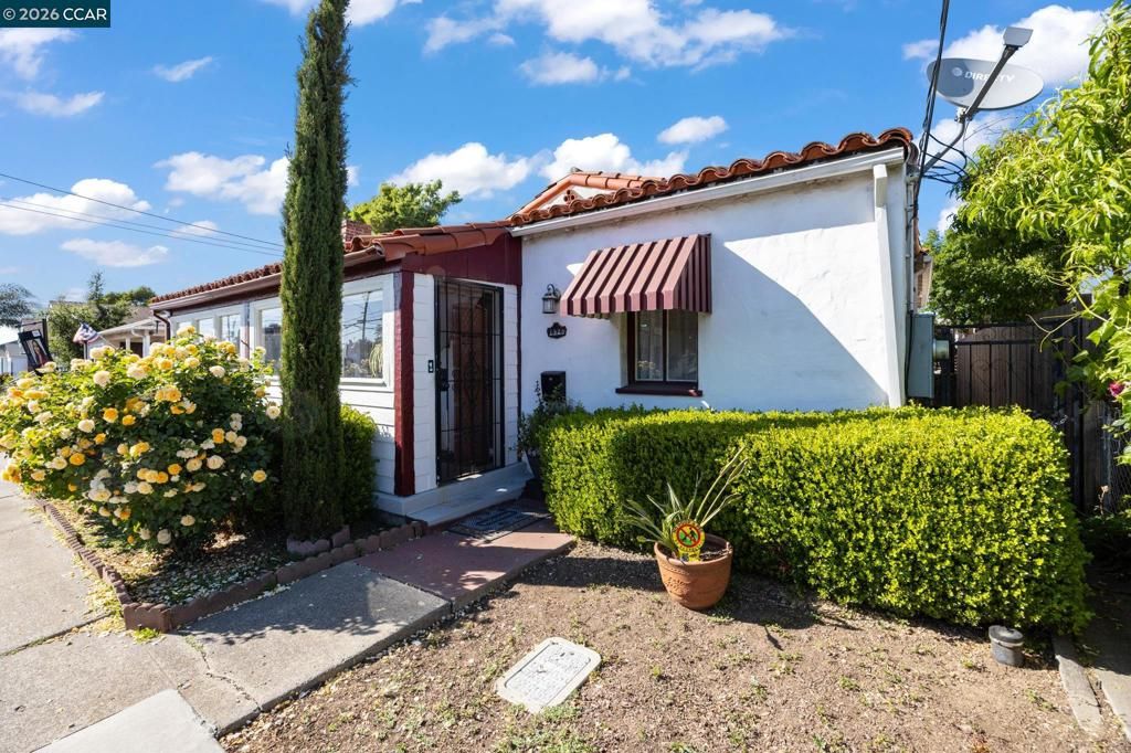 Image 42 of property listing at 1928 Georgia St, Vallejo, CA 94590