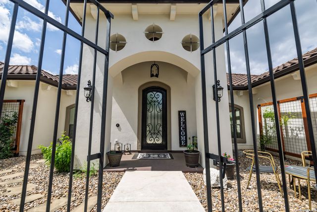 23869 Iron Horse, San Antonio, TX 78255