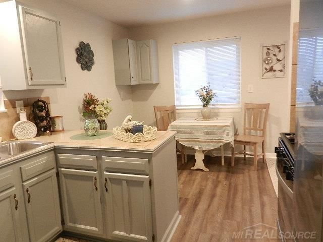 27141 Maywood Street, Roseville, MI 48066