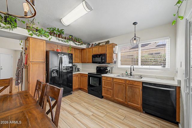 7347 W PARADISE Drive, Peoria, AZ 85345