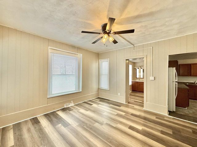 860 Elm Street, Beloit, WI 53511