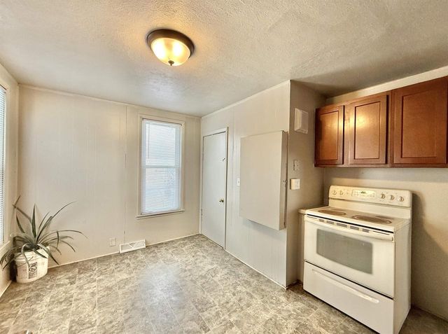 860 Elm Street, Beloit, WI 53511