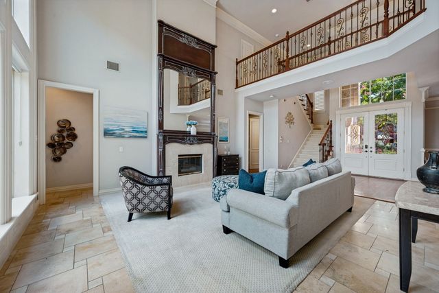 1108 Chatsworth Court W, Colleyville, TX 76034