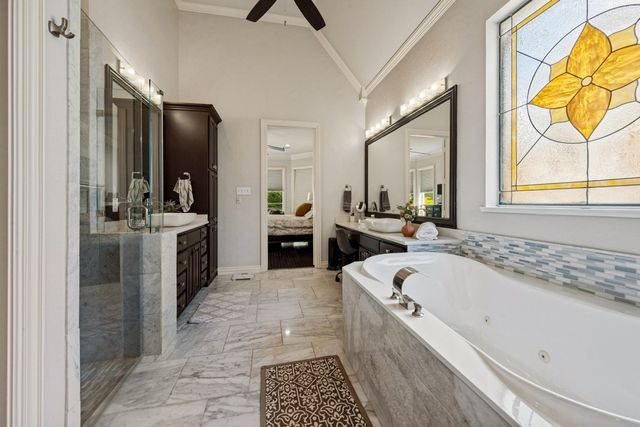1108 Chatsworth Court W, Colleyville, TX 76034