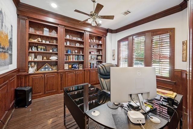 1108 Chatsworth Court W, Colleyville, TX 76034