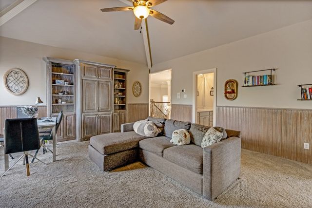 1108 Chatsworth Court W, Colleyville, TX 76034