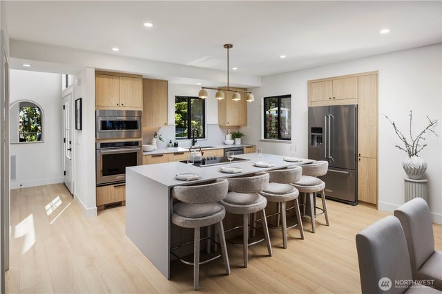 1702 Hilltop Road NW, Gig Harbor, WA 98335