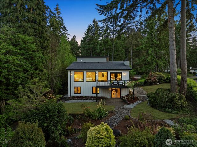 1702 Hilltop Road NW, Gig Harbor, WA 98335