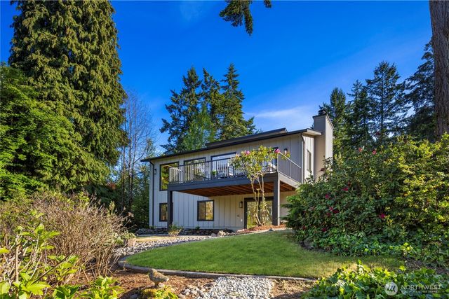 1702 Hilltop Road NW, Gig Harbor, WA 98335