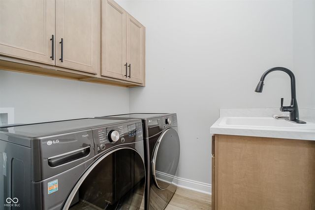 2053 Kohut Court, Westfield, IN 46074