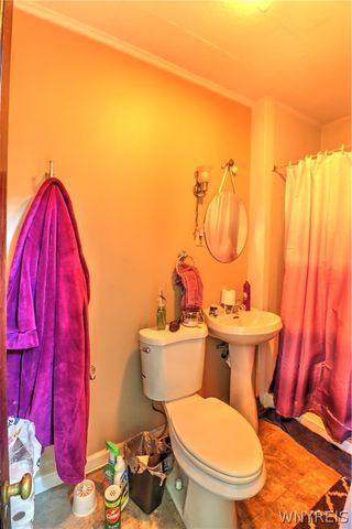 169 Parkwood Avenue, Tonawanda, NY 14217