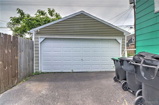169 Parkwood Avenue, Tonawanda, NY 14217
