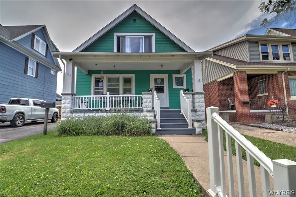 169 Parkwood Avenue, Tonawanda, NY 14217