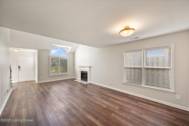 10523 Going Ct, Louisville, KY 40241